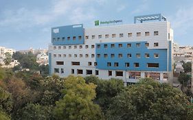 Holiday Inn Express Hyderabad Banjara Hills By Ihg